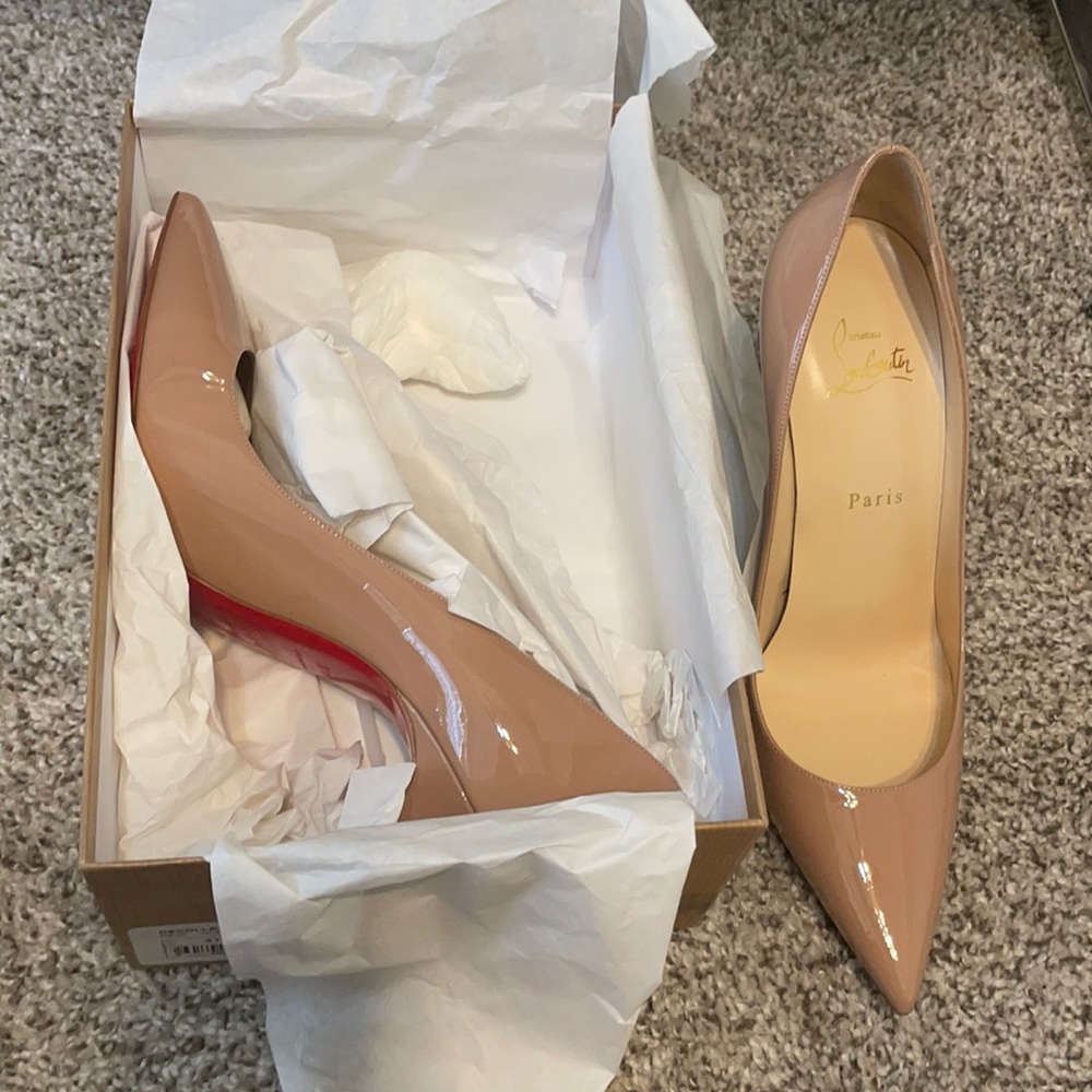 Christian louboutin Decollete 554 100 patent